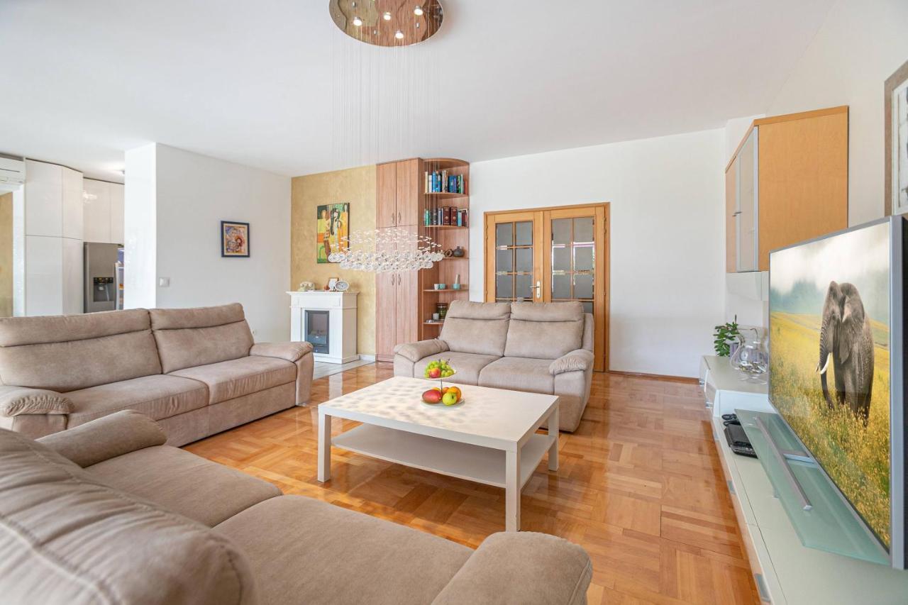 ספליט Apartment Relax Whit Big Terrace 170M2 Near The Beach מראה חיצוני תמונה