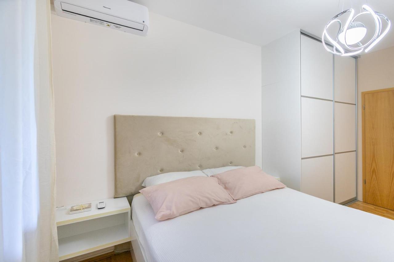 ספליט Apartment Relax Whit Big Terrace 170M2 Near The Beach מראה חיצוני תמונה
